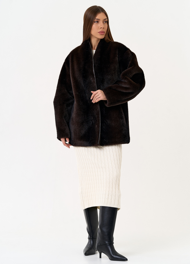 Женская шуба из эко меха коричневого цвета модель № 31522 в кредит