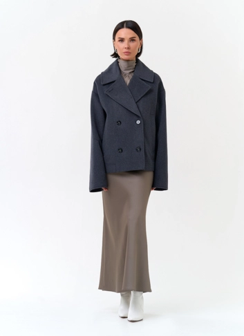 Женское полупальто с английским воротником