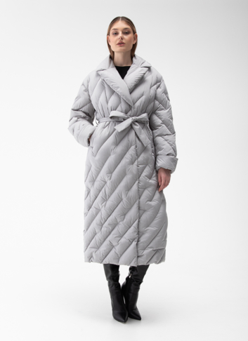 Женский пуховик с английским воротником