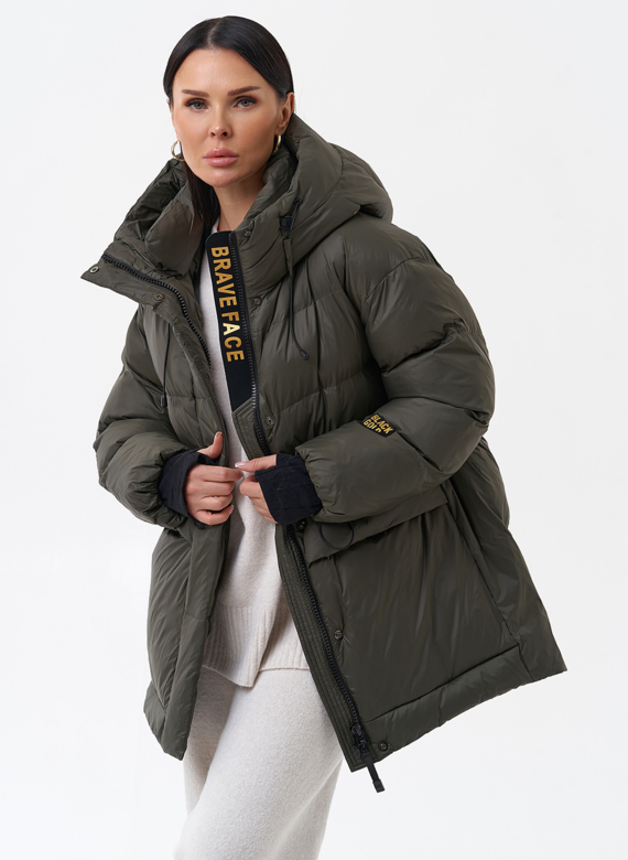 Женский пуховик с капюшоном