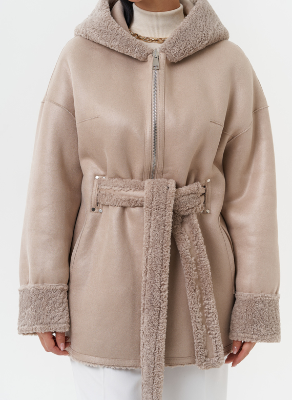 Дубленка из эко кожи с капюшоном