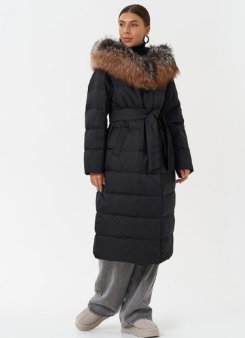 Пуховик с капюшоном из меха чернобурки