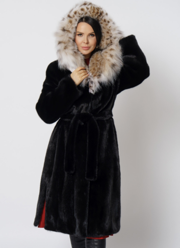 Норковая шуба с рысью в черном цвете