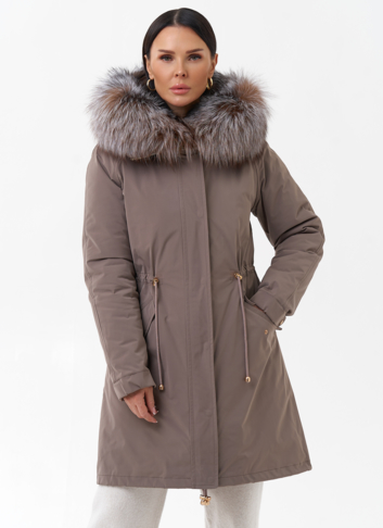 Парка женская с отделкой из меха чернобурки