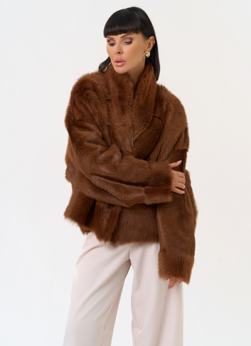 Яркая натуральная дубленка