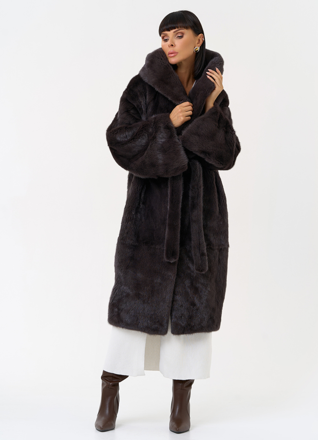 фото Женская шуба из меха норки с капюшоном  модель № 31377