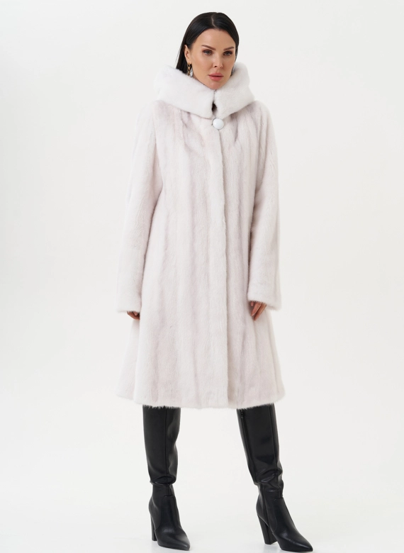 Шуба из меха норки в роспуск