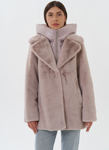 Женский пуховик из эко меха с манишкой