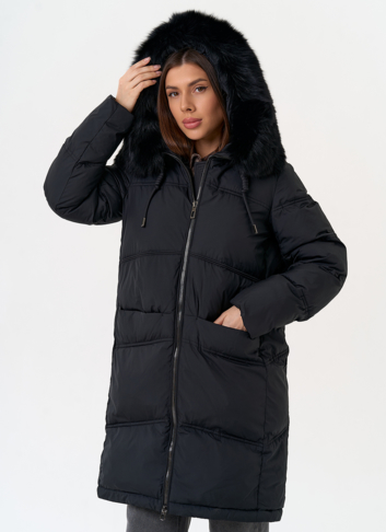 Женский пуховик с капюшоном из меха песца