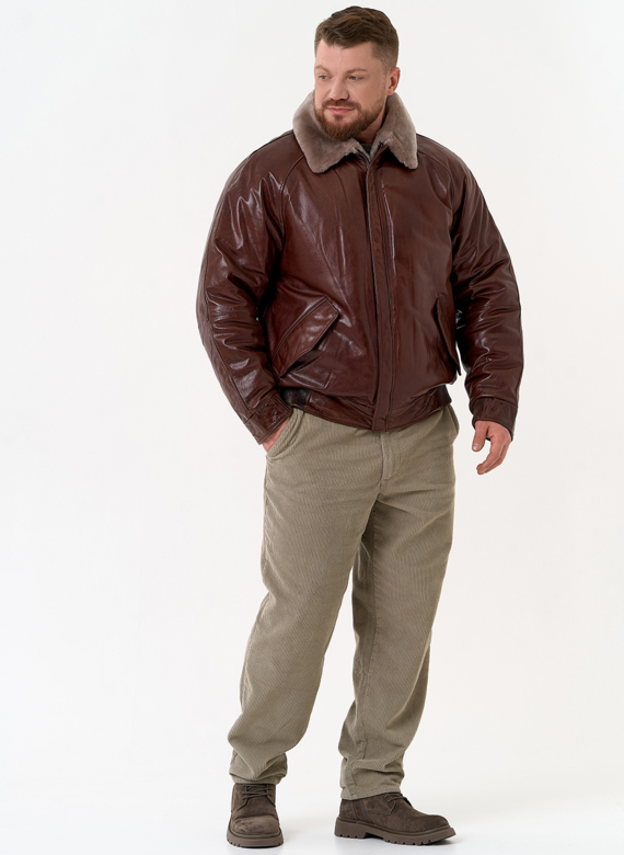 Куртка из натуральной кожи коричневого цвета