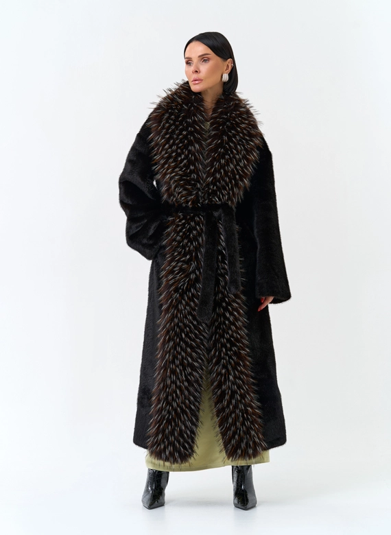 Женская шуба из эко меха фото