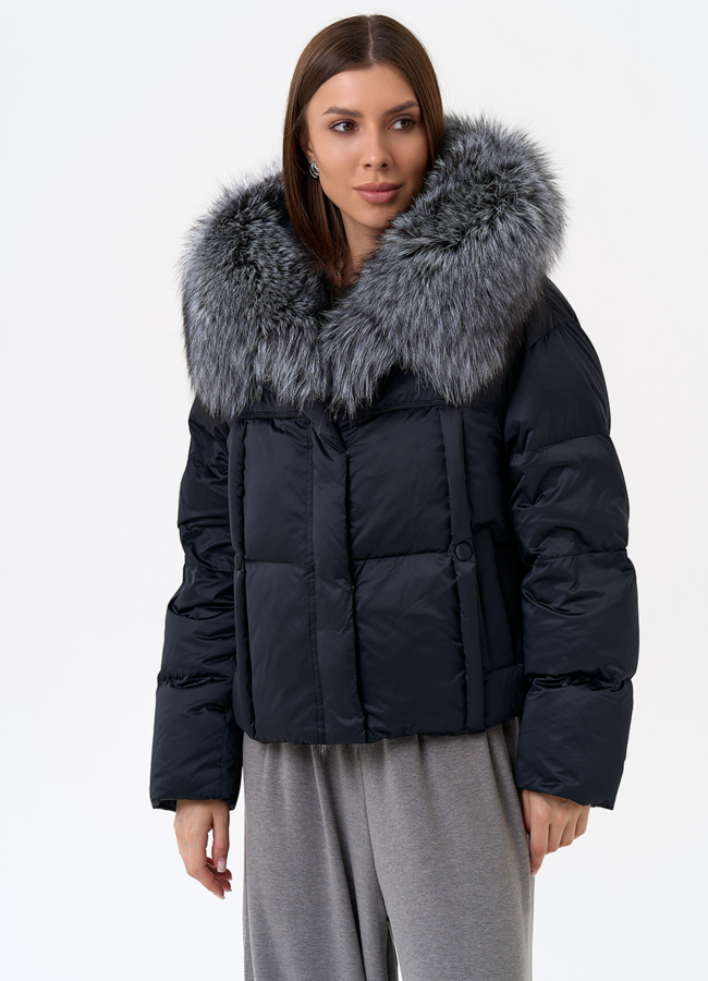 Женский пуховик с капюшоном из меха чернобурки модель № 31430 универмаг малина