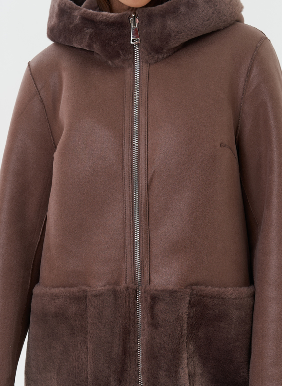 Двухсторонняя дубленка из эко кожи с капюшоном