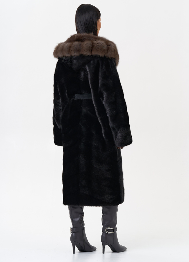 фото Норковая шуба с капюшоном из меха куницы модель № 26640