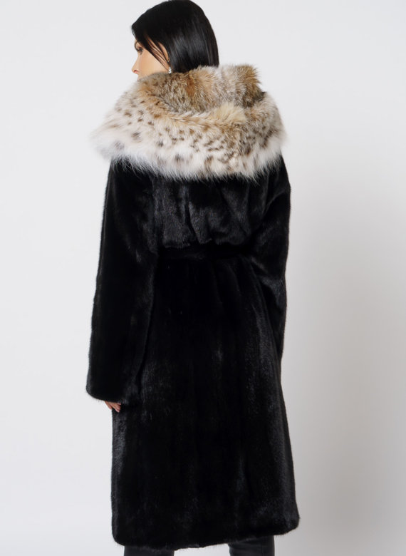 Норковая шуба с рысью в черном цвете