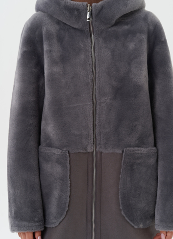 Двухсторонняя эко дубленка с капюшоном