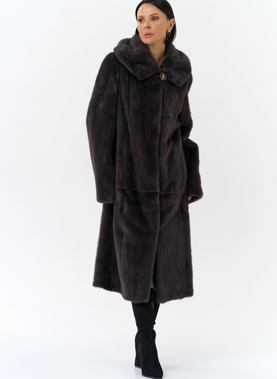 Женская шуба из меха норки  капюшоном