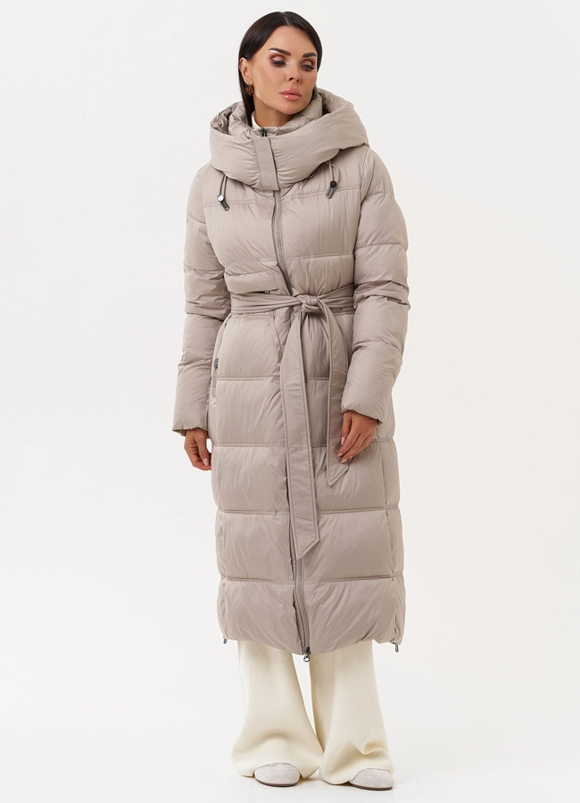 Длинный женский пуховик в бежевом цвете модель № 31292 универмаг малина