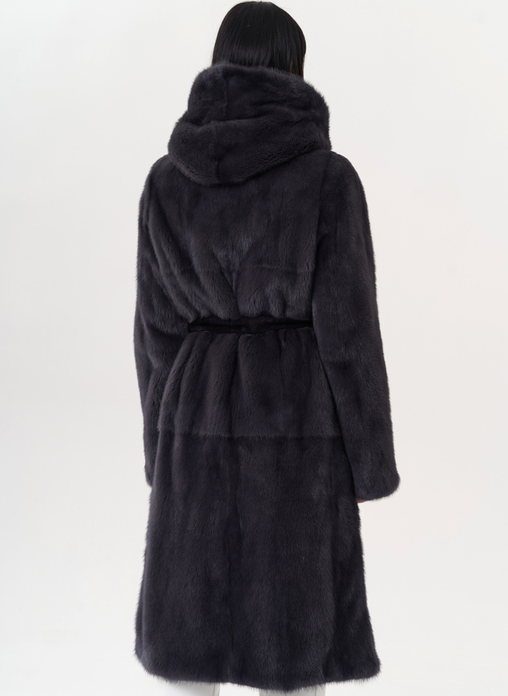 Шуба из норки с капюшоном