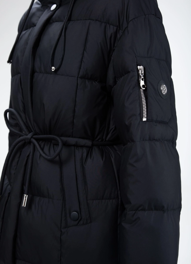 Женский пуховик с капюшоном  модель № 29110 универмаг малина