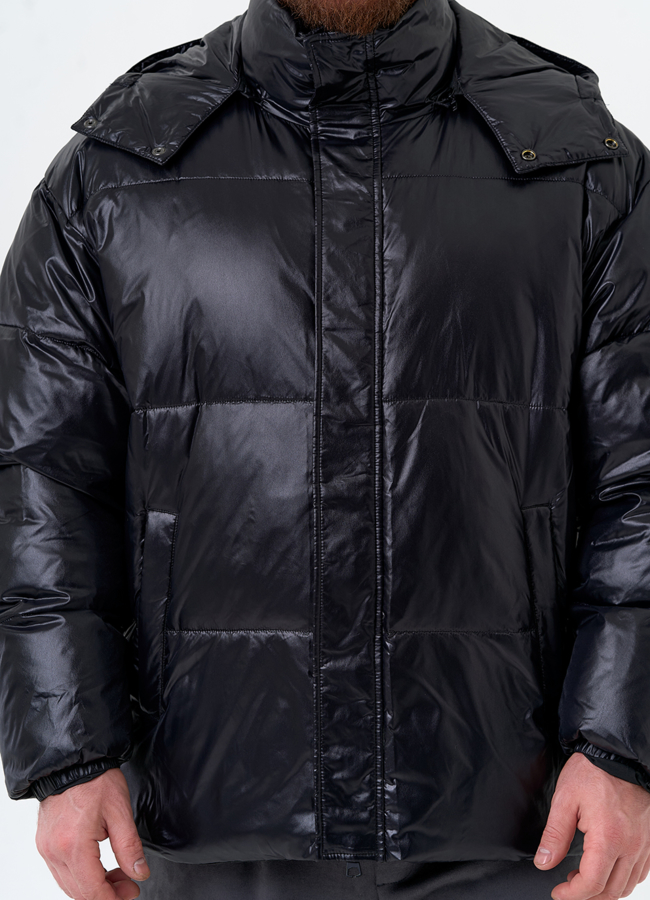 Мужской пуховик черного цвета с капюшоном модель № 31466 универмаг малина