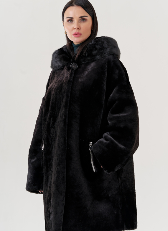 Шуба из овчины с капюшоном 