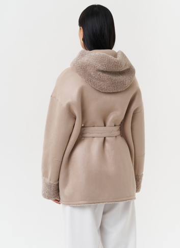 Дубленка из эко кожи с капюшоном