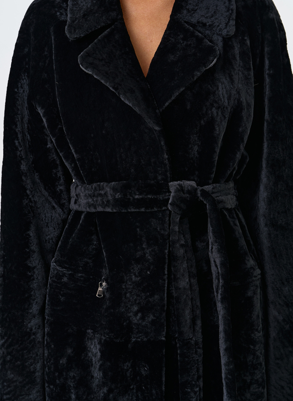 Женская двухсторонняя дубленка с английским воротником