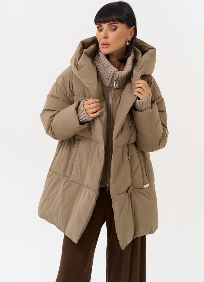 Женский пуховик с акцентными пуговицами модель № 31518 меха малина