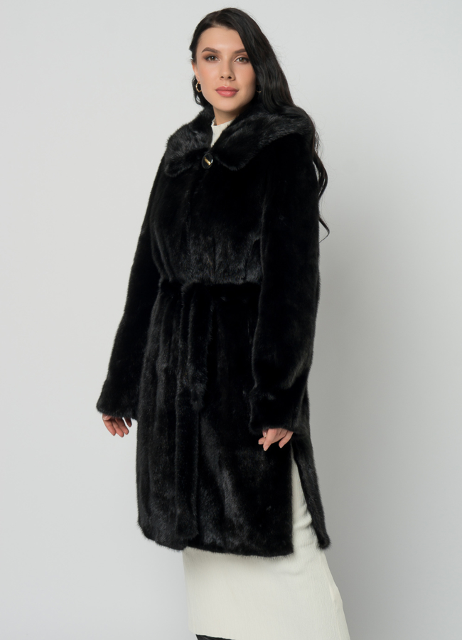 Норковая шуба с капюшоном и поясом черного цвета модель № 29529 меха малина