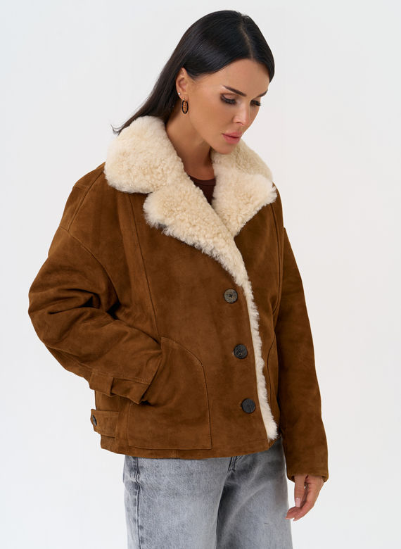 Пуховик из натуральной замши с мехом