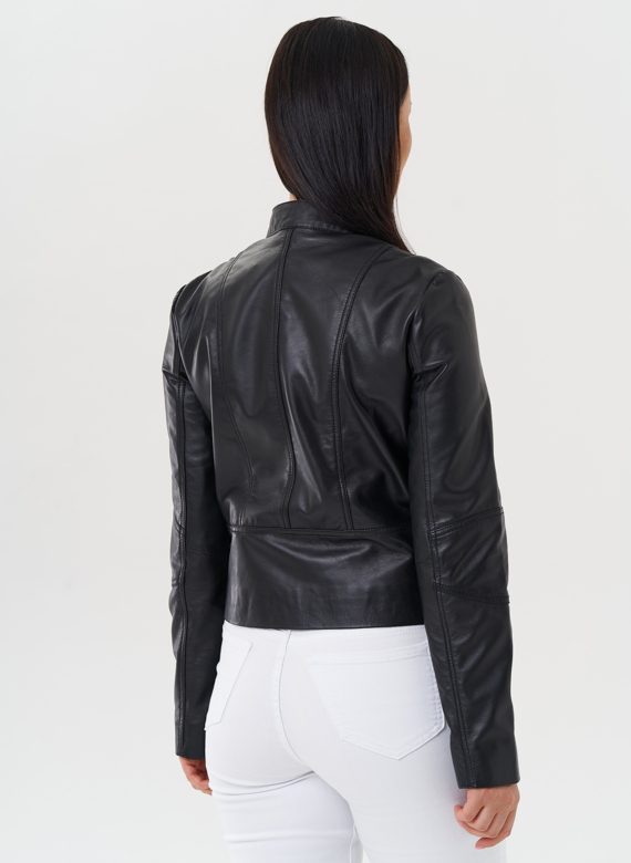 Женская куртка "мото" из натуральной кожи