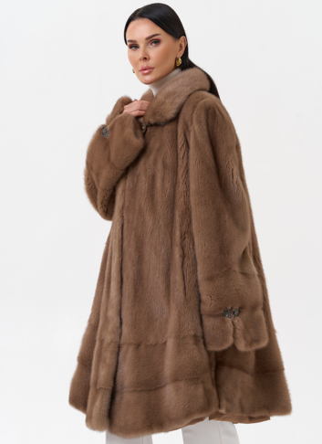 Шуба бежевого цвета из норки