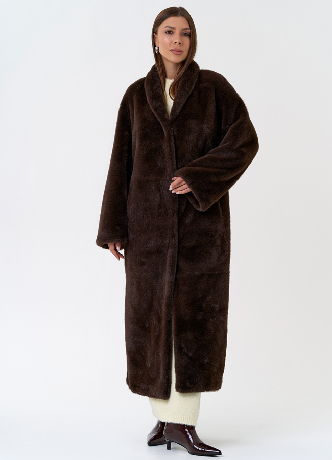 Длинное пальто из эко меха с декоративным поясом модель № 31219 в рассрочку